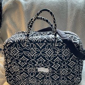 Vera Bradley large travel duffel bag